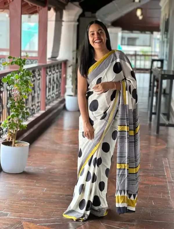 Multicolor_Modal_Silk_Saree_For_Women