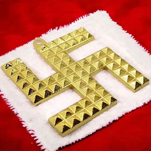 Vastu_shree_Copper_Swastik_Pyramid_Door_Sign_for_All_Vastu_Problems_Prosperity_&_Success_for_Vastu_Dosh_&_Nazar_Dosh_Size_3_Inch