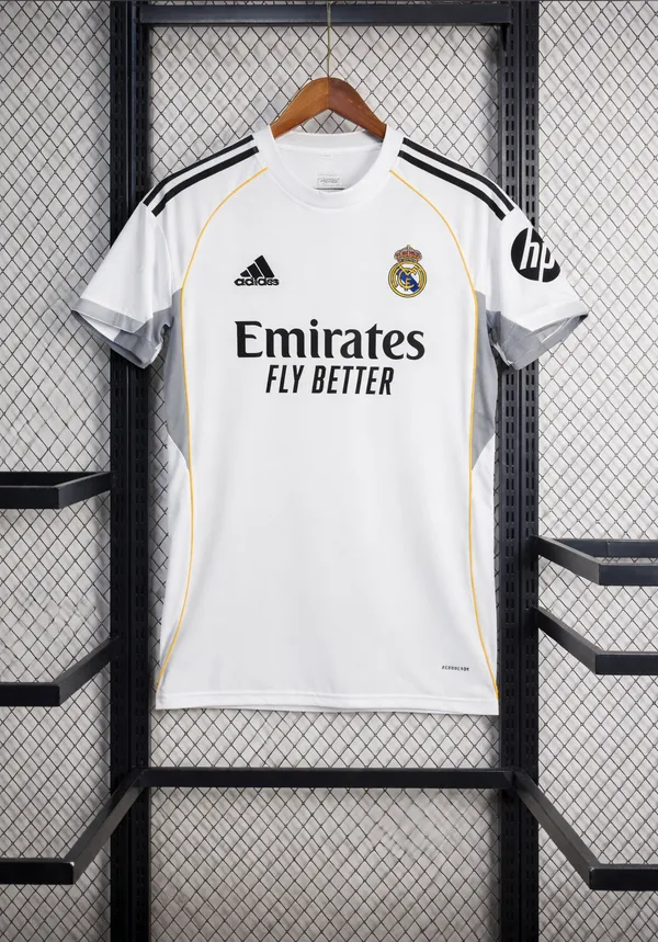 Real_Madrid_Home_set_2025-2026