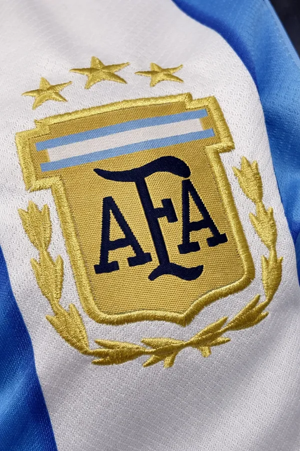 Argentina_Home_set_2025-2026