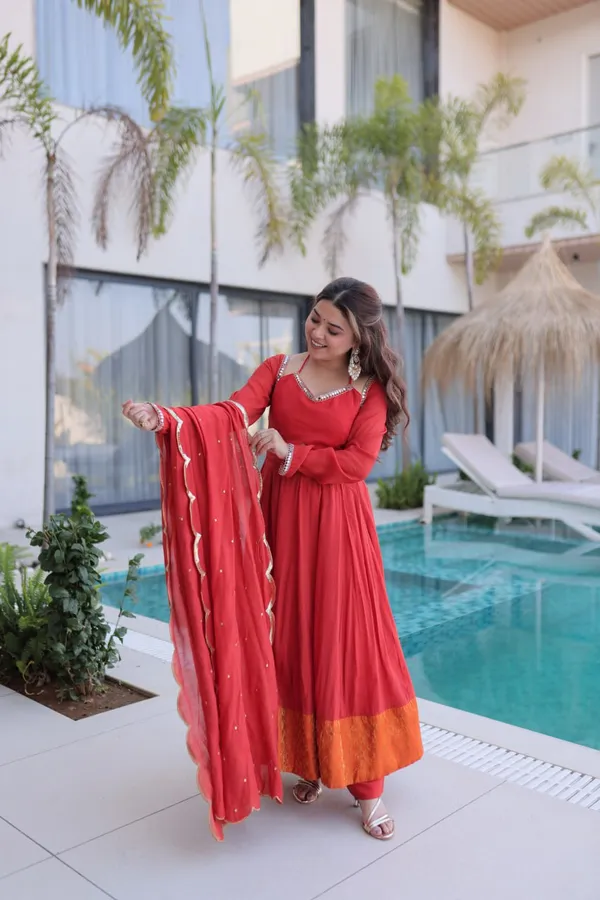 Women_Red_And_Orange_Anarkali_Suit_Set_With_Dupatta