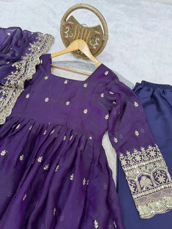 Girls_Purple_Ethnic_Anarkali_Suit_Set_With_Embroidered_Dupatta
