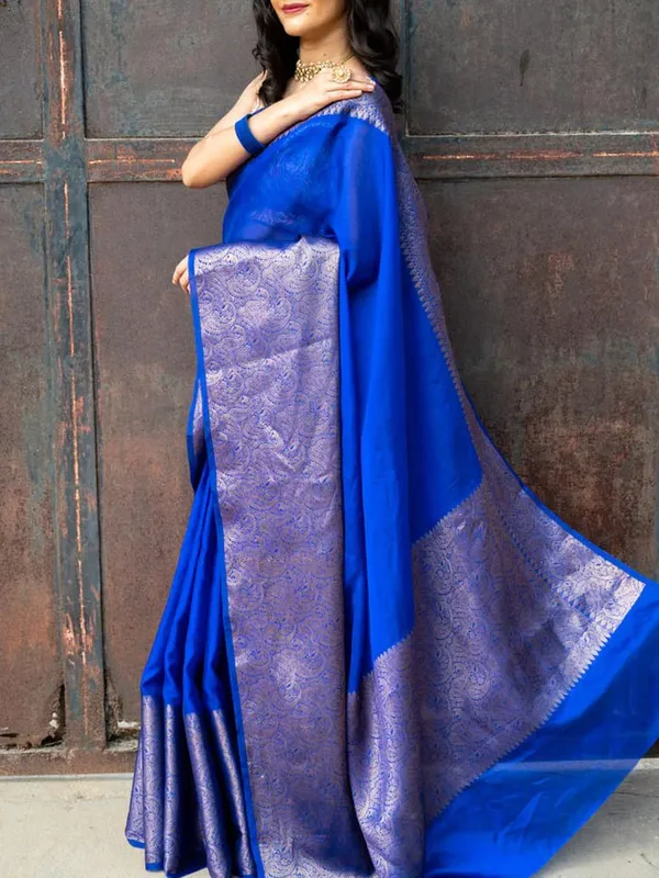 BEAUTIFUL_RICH_PALLU_&_JACQUARD_WORK_ON_ALL_OVER_THE_SAREE.