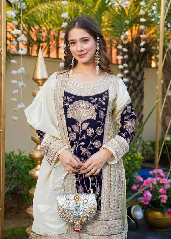 Elegant_Velvet_Embroidered_Ethnic_Kurta_Set_With_Palazzo_And_Dupatta