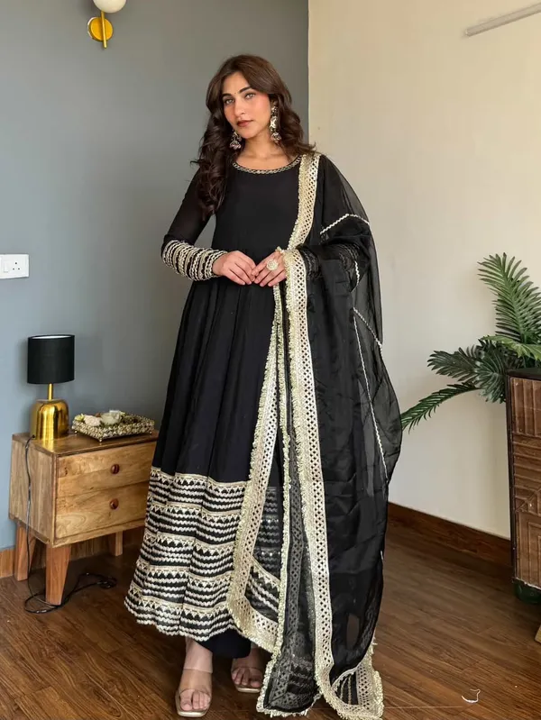 Black_Embroidered_Work_Anarkali_Suit_Set_Set_3_Pcs