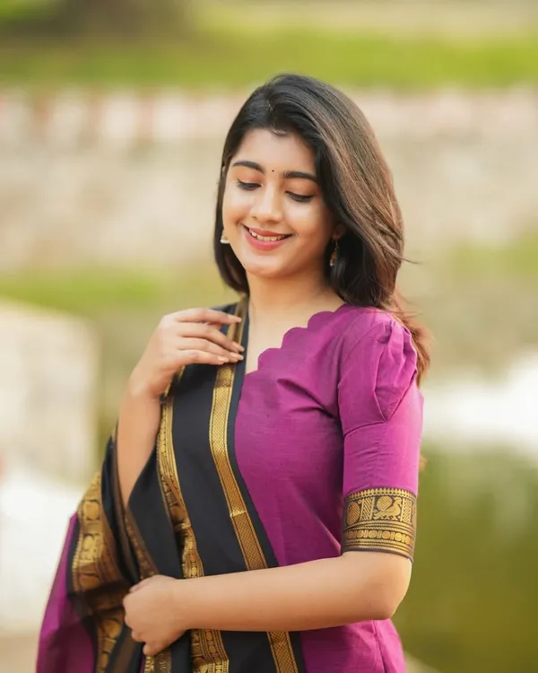 Elegant_South_Indian_kurti_crafted_with_traditional-inspired_design_and_comfortable_fabric,_perfect_for_festive_wear,_casual_outings,_and_ethnic_occasions._Its_graceful_style_and_timeless_charm_bring_a_classy_cultural_touch_to_your_wardrobe.