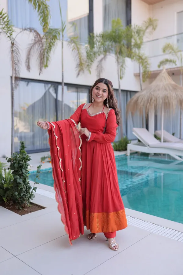 Women_Red_And_Orange_Anarkali_Suit_Set_With_Dupatta