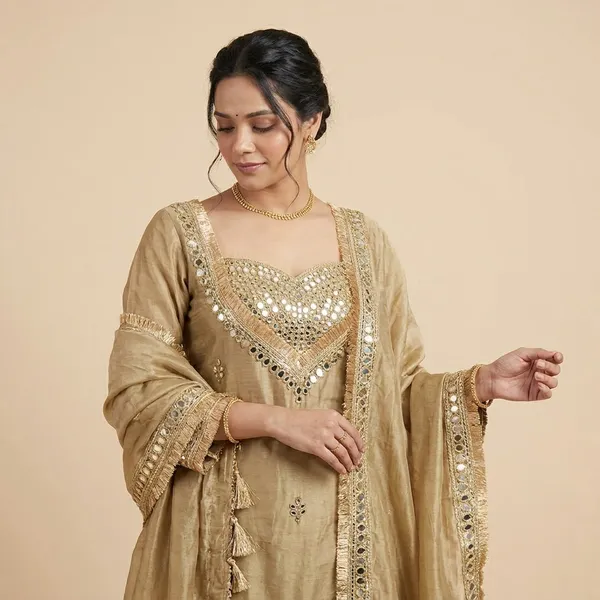 Elegant_Embellished_Olive_Green_Ethnic_Kurta_Set