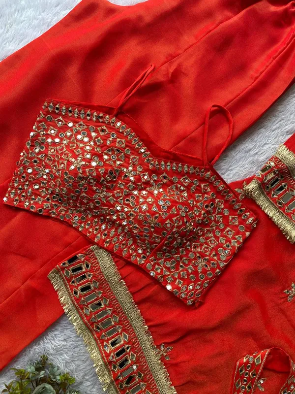Red_Embellished_Ethnic_Dress_Set_With_Gold_Work