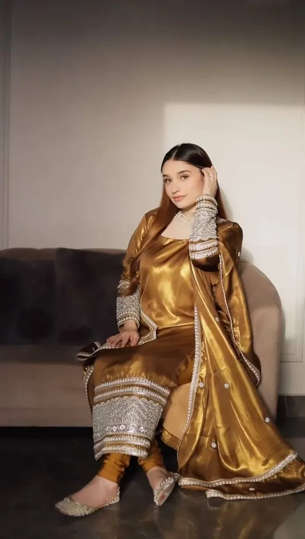 LAUNCHING_NEW_TRDITIONAL_COLLECTION_3_PIECE_FANCY_KURTI_WITH_BOTTOM_AND_BEAUTIFUL_DUPATTA