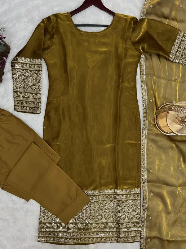 LAUNCHING_NEW_TRDITIONAL_COLLECTION_3_PIECE_FANCY_KURTI_WITH_BOTTOM_AND_BEAUTIFUL_DUPATTA