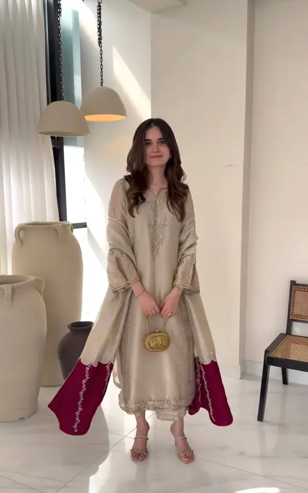 Launching_New___Đěsigner_Party_Wear_Look_Pur_Jimmy_Choo_Top_Plazzo_&_Dupatta_Set*_