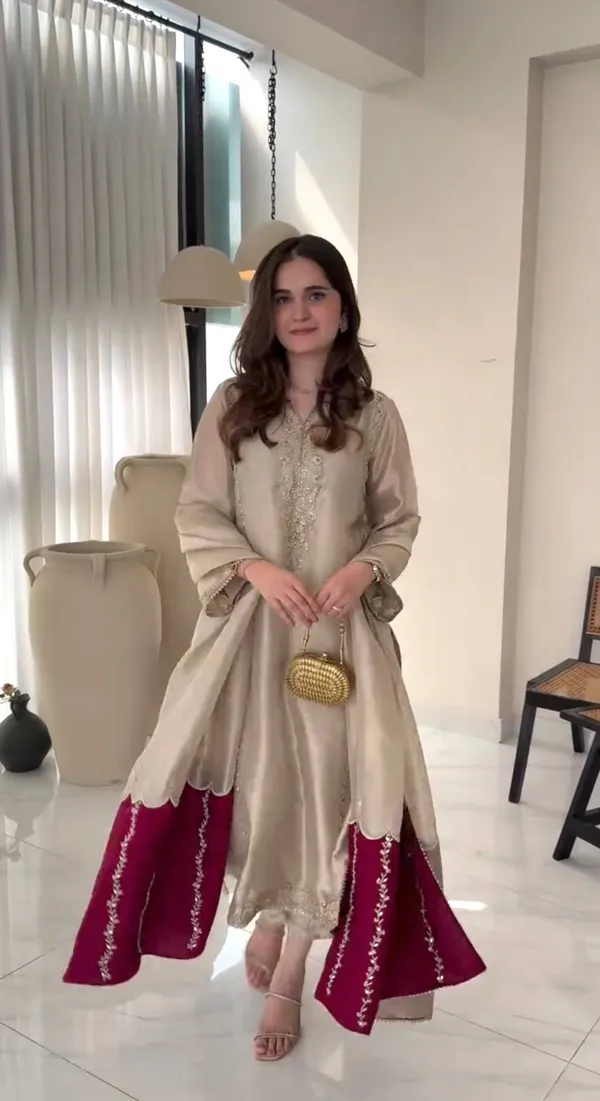 Launching_New___Đěsigner_Party_Wear_Look_Pur_Jimmy_Choo_Top_Plazzo_&_Dupatta_Set*_