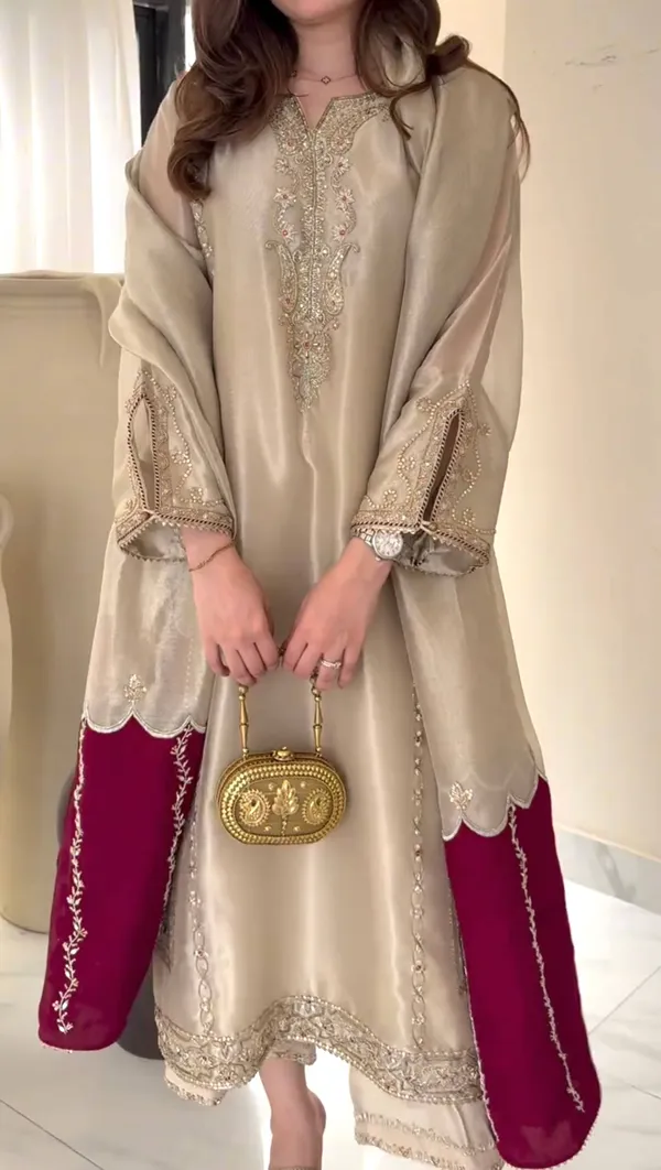 Launching_New___Đěsigner_Party_Wear_Look_Pur_Jimmy_Choo_Top_Plazzo_&_Dupatta_Set*_