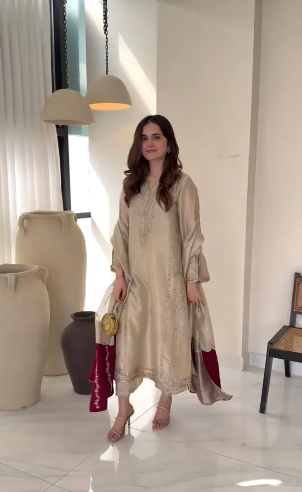 Launching_New___Đěsigner_Party_Wear_Look_Pur_Jimmy_Choo_Top_Plazzo_&_Dupatta_Set*_