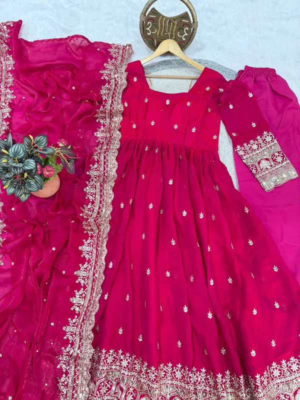 Magenta_Pink_Anarkali_Suit_Set_With_Embroidered_Dupatta