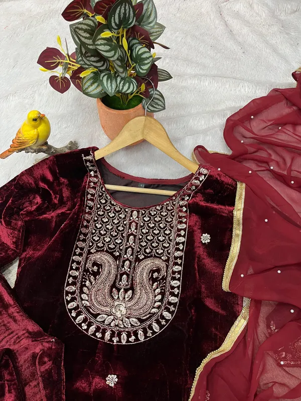 Maroon_Velvet_Embroidered_Ethnic_Suit_Set_With_Dupatta
