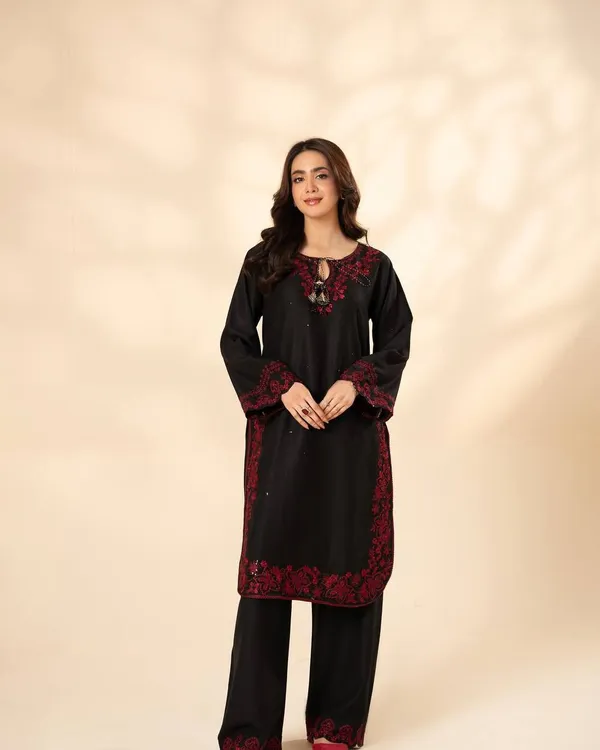 THIS_EID_🌙_WEAR_OUR_BEAUTIFUL_CO-ORD_SET_IN_EMBROIDERED_TOP_AND_PLAZZO_✨_