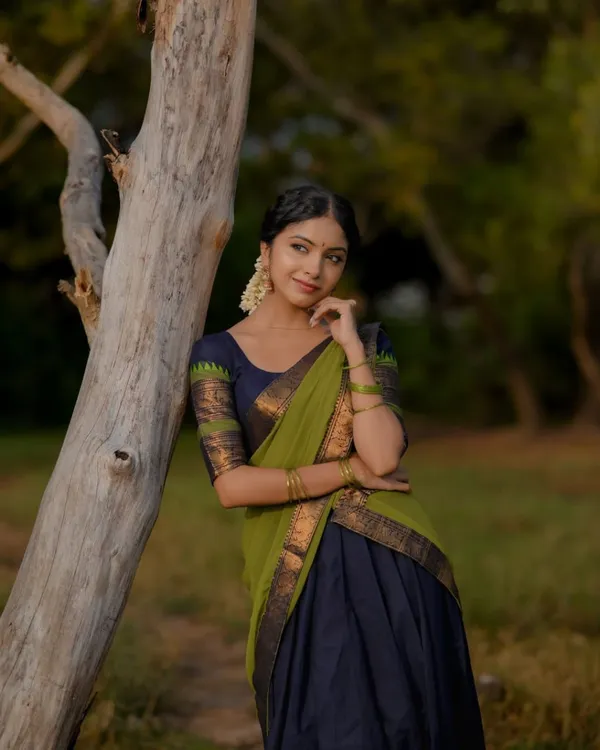 The_South-style_Kanjivaram_silk_lehenga_is_more_than_just_attire;_it's_a_piece_of_art_that_encapsulates_the_essence_of_South_Indian_culture_