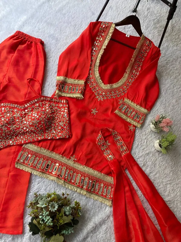 Red_Embellished_Ethnic_Dress_Set_With_Gold_Work