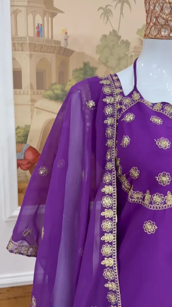 Purple_Embroidered_Ethnic_Suit_Set_With_Dupatta_Traditional_Indian_Wear