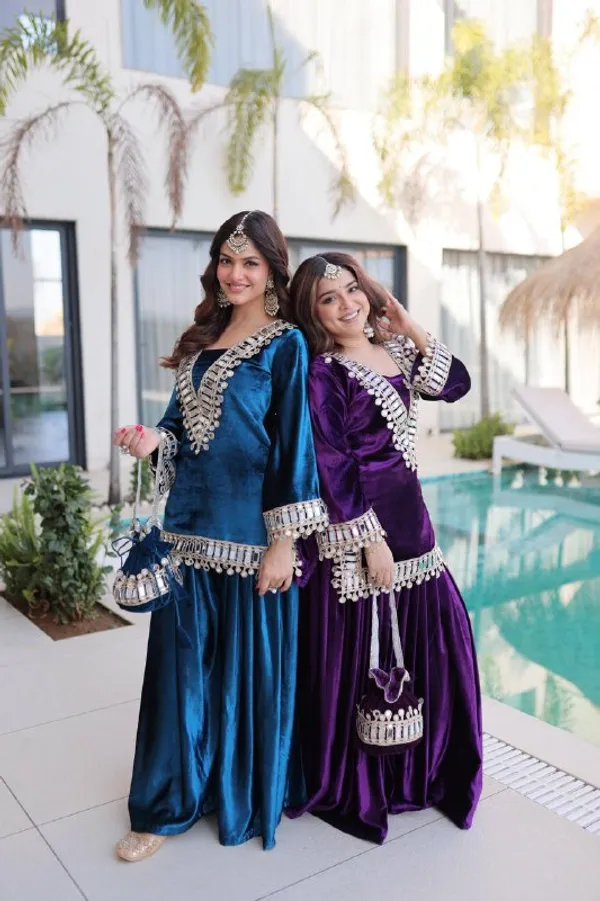 this_Pakistani_Suit_is_designed_to_make_you_feel_confident,_stylish,_and_effortlessly_beautiful_on_every_occasion