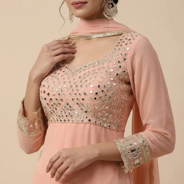 Embellished_Peach_Georgette_Suit_Set_With_Dupatta