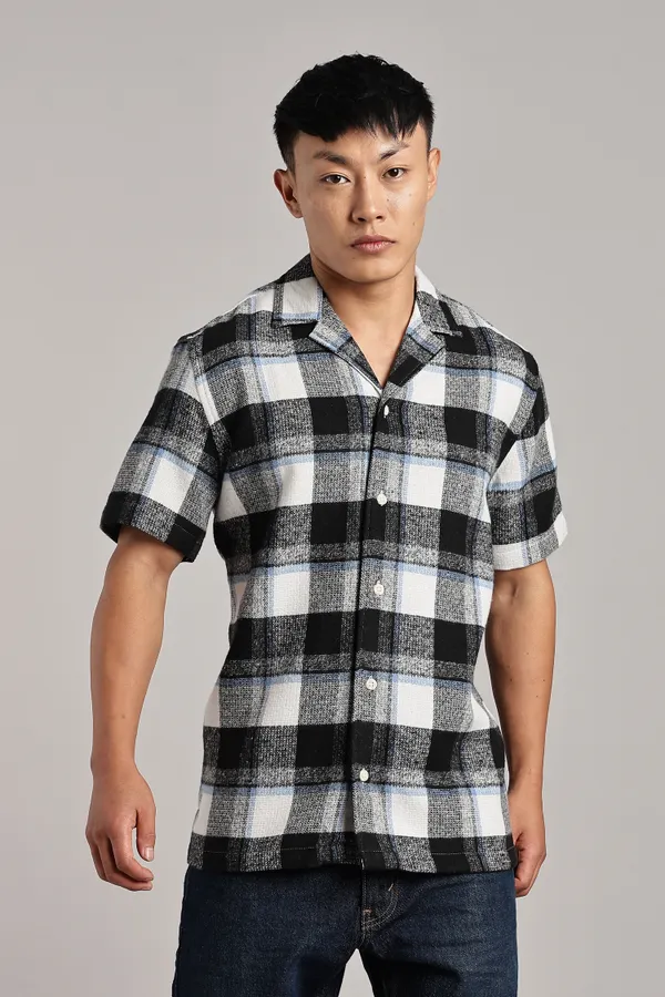 Multicolor_Cotton_Blend_Checkered_Cuban_Half-Sleeve_Shirt_For_Men