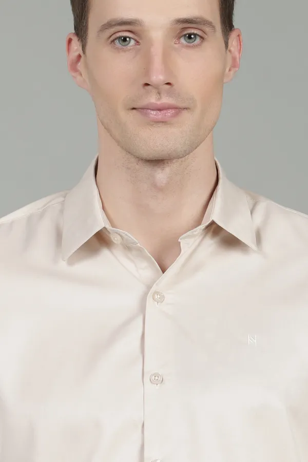 Men_Imported_Satin_Partywear_Shirt_–_Off_White,_Spread_Collar,_Full_Sleeves