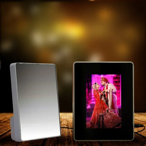 White_Plastic_Glass_With_Magic_Mirror_For_Home_&_Decor
