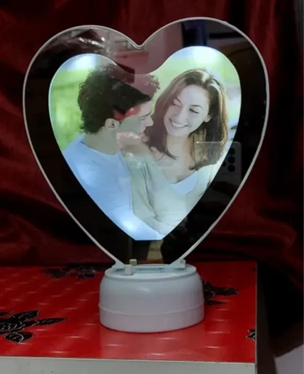 White_Plastic_Glass_Heart_Shape_With_Magic_Mirror_For_Home_&_Decor