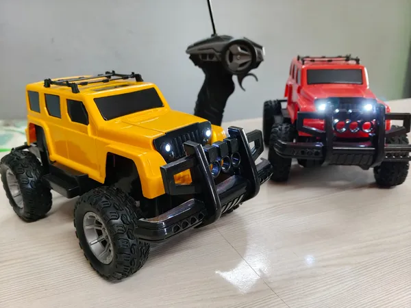 Kids_Remote_Control_Rechargable_SUV_Hummer_JEEP_with_Joystick_Remote