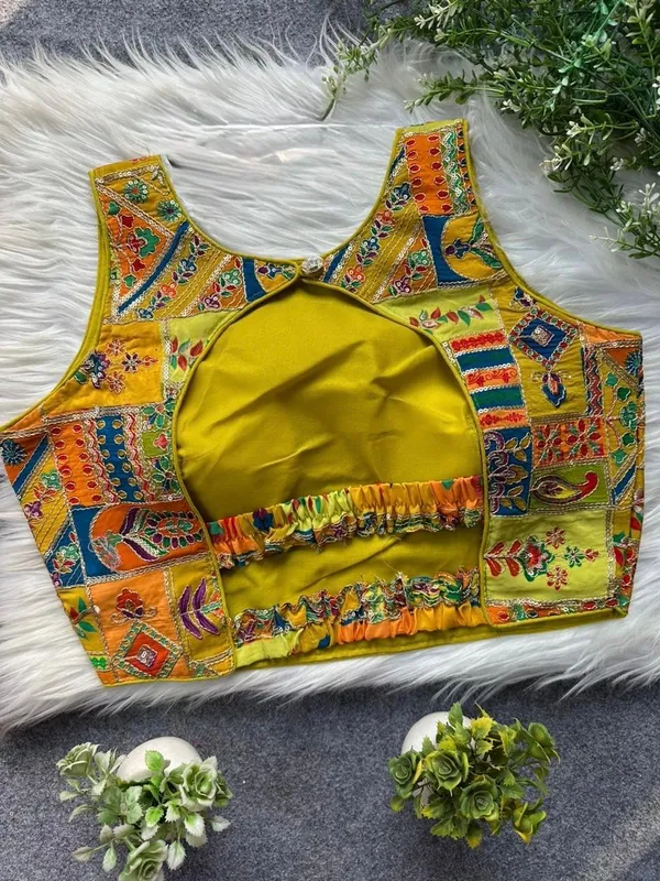 Classic_Silk_Blouse