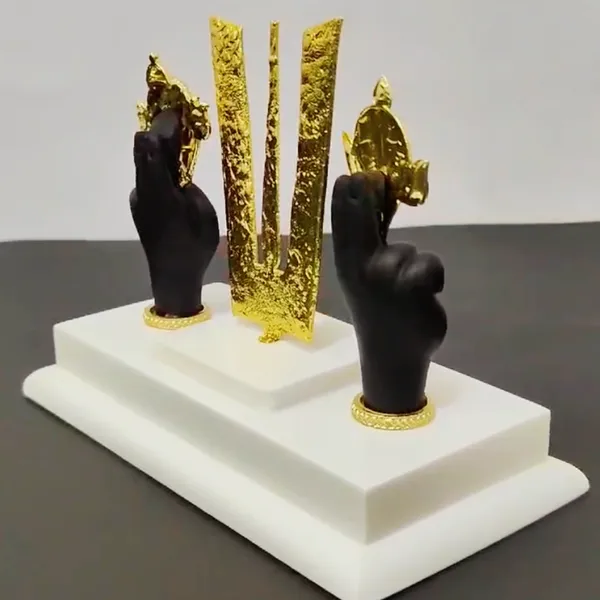 Gold_Plated_Tirupati_Balaji_Tilak_Chakra_For_Home_Decor