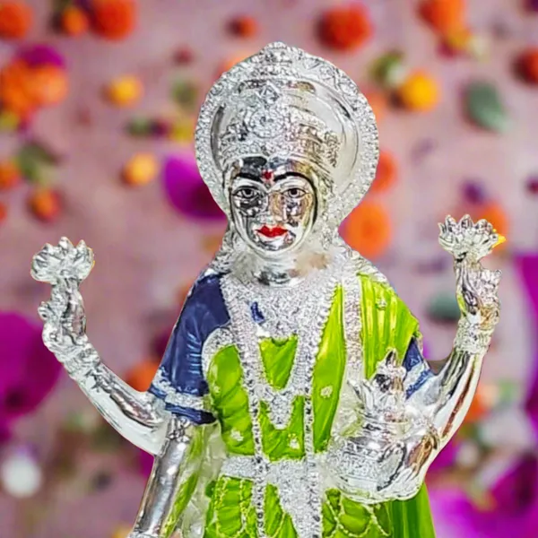 Silver_Plated_Lakshmi_Ji_Murti_For_Home_Decor