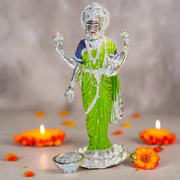 Silver_Plated_Lakshmi_Ji_Murti_For_Home_Decor