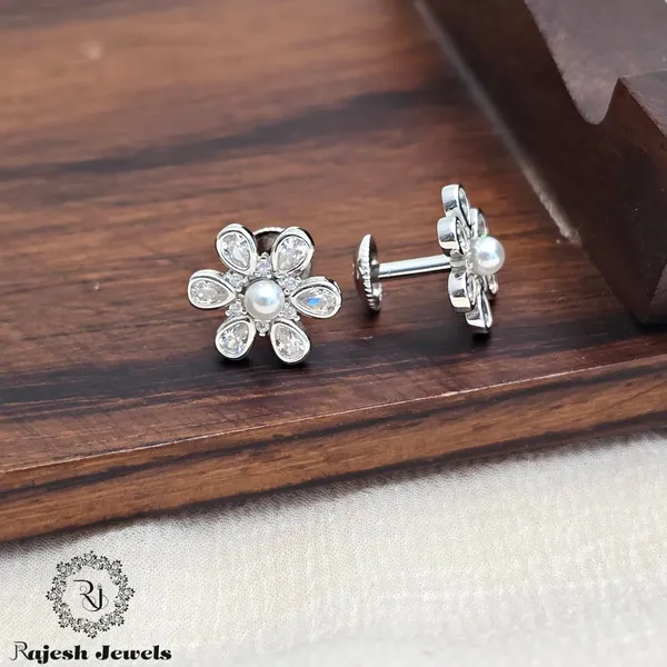 Silver_Blossomy_Cz_South_Screw_Stud_Earrings_For_Women