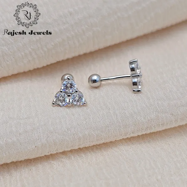 Silver_Mesmerizing_Cz_Minimalistic_Earrings_For_Women