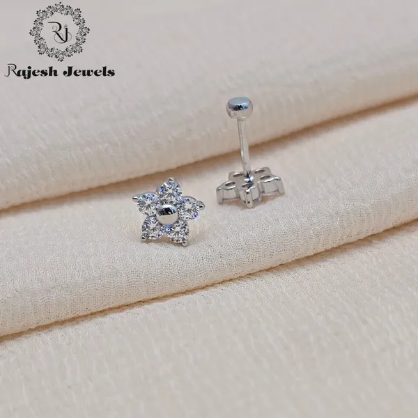 Silver_Sparkling_Cz_Minimalistic_Stud_Earrings_For_Women