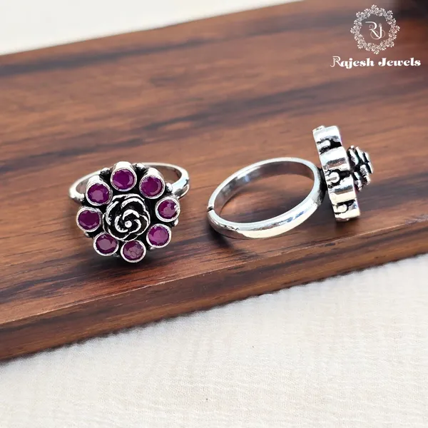 Black_Silver_Impressive_Rosette_Cutstone_Toering_For_Women