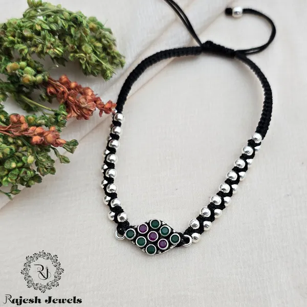 Black_Silver_Vibrant_Balled_Theard_Nazariya_Anklet_For_Women