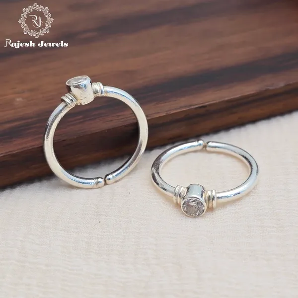 Silver_Silver_Sparkling_Cutstone_Toerings_For_Women