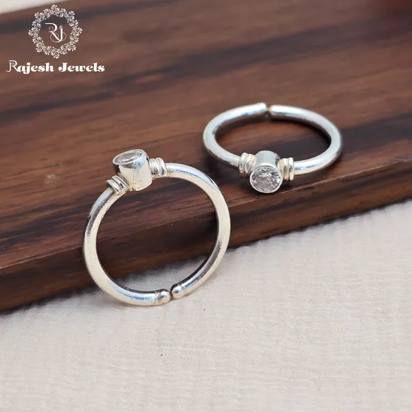 Silver_Silver_Sparkling_Cutstone_Toerings_For_Women