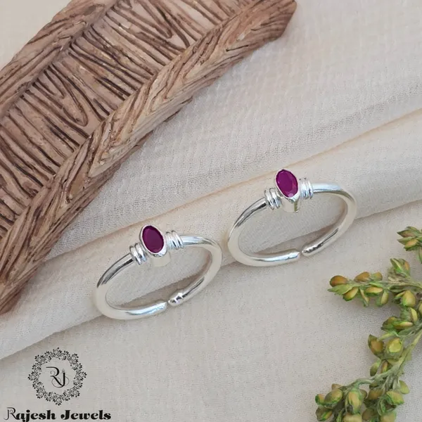 Silver_Classy_Oval_Toerings_For_Women