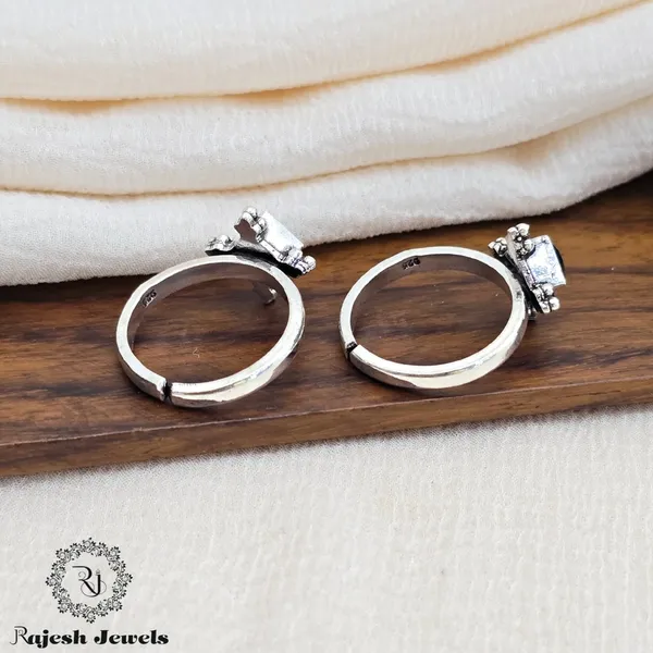 Green_Silver_Authentic_Oxidised_Toerings_For_Women