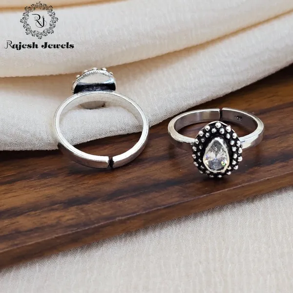 Silver_Wondrous_Cutstone_Toerings_For_Women