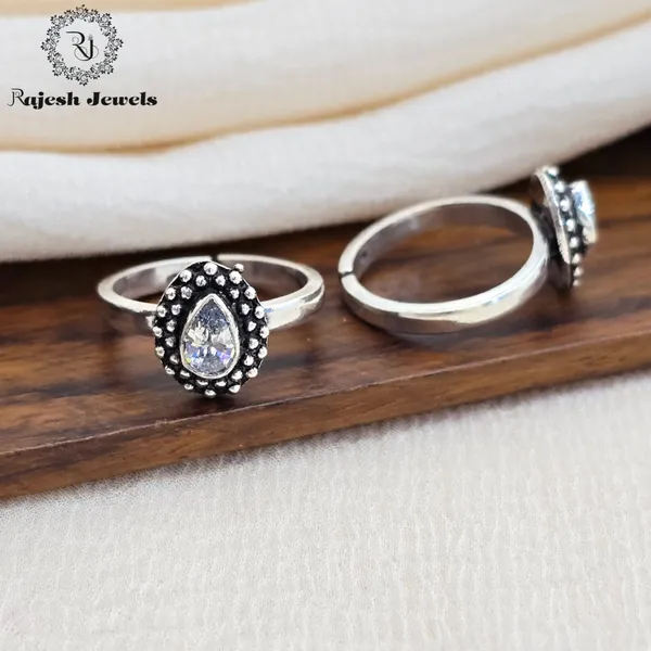 Silver_Wondrous_Cutstone_Toerings_For_Women