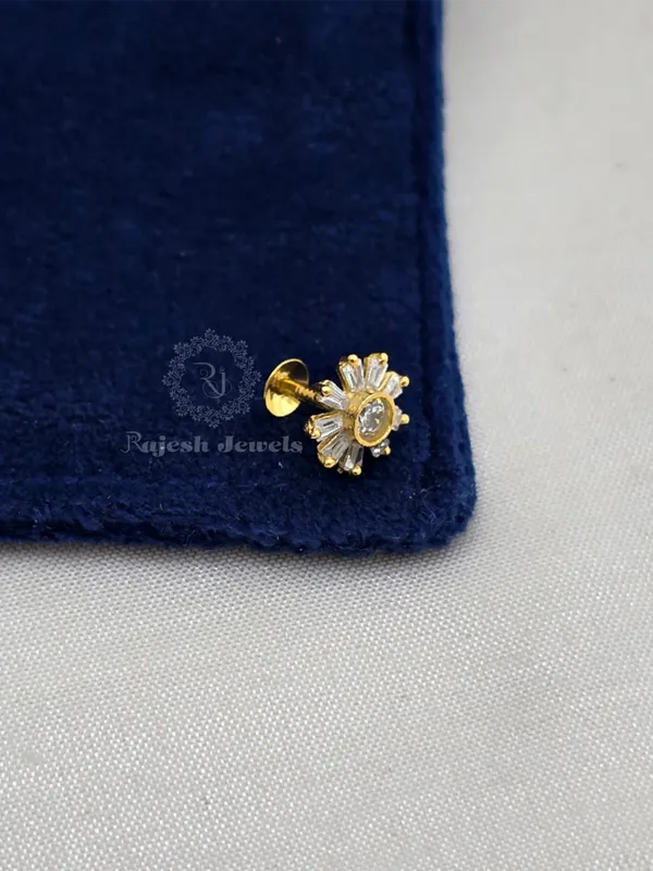 Gold_Silver_Outstanding_Cz_Floral_Nose_Pin_For_Women