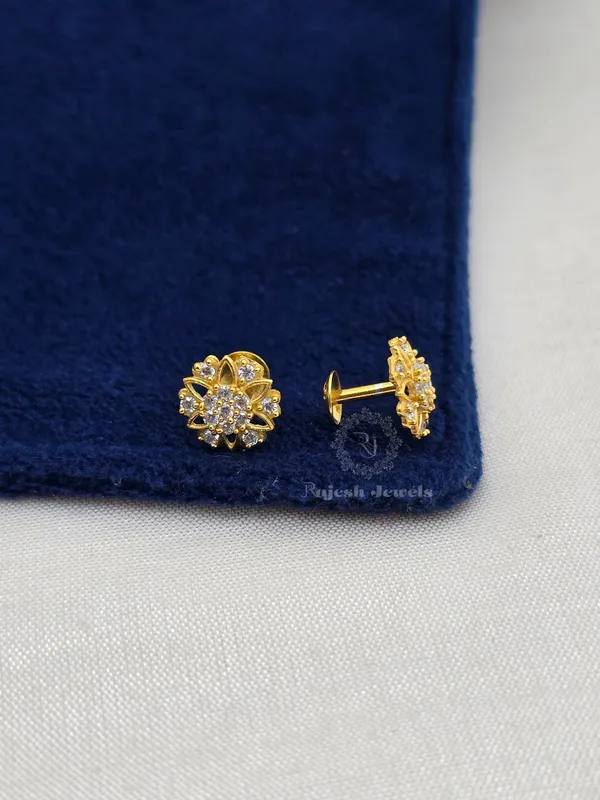 Gold_Silver_Outstanding_Cz_Gold_Polished_Studs_For_Women