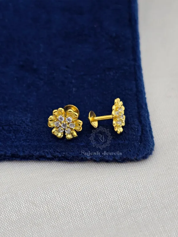 Gold_Silver_Glorified_Cz_Minimalistic_Studs_Earrings_For_Women